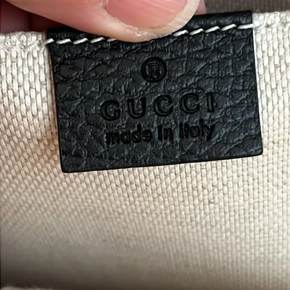 Gucci black leather soho chain backpack - Picture 11 of 17
